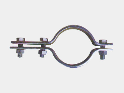 Flat steel pipe clamp